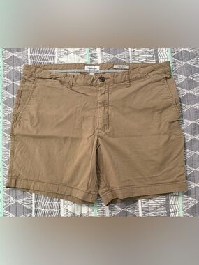 Goodfellow & Co Men’s Linden Short Khaki Chino Shorts - Size 38 with 7” Inseam